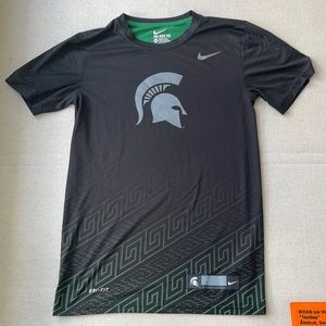 SOLD ❤️ NIKE Spartan MSU Dri Fit Athletic Tee Black Green